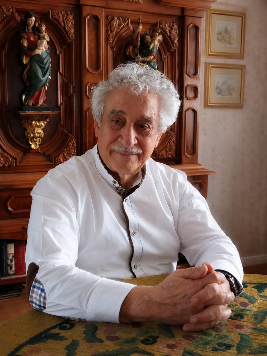 Prof. Dr. h.c. Christos Drossinakis erläutert seine Philosophie.